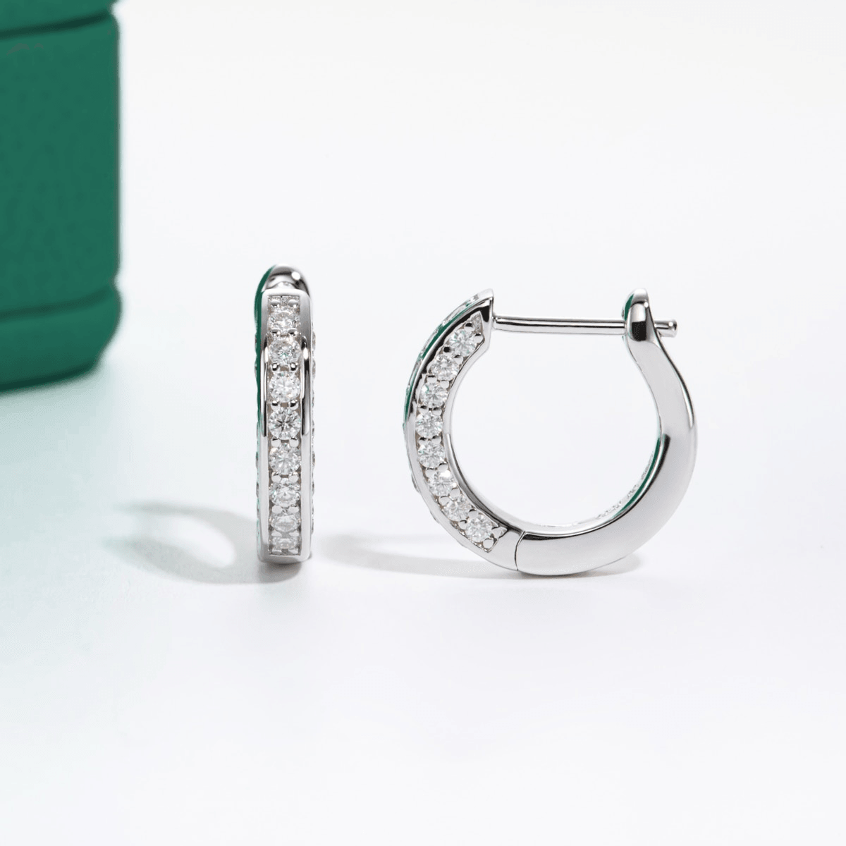 Brinco de Argola Luxury Moissanite - Yuna Joias