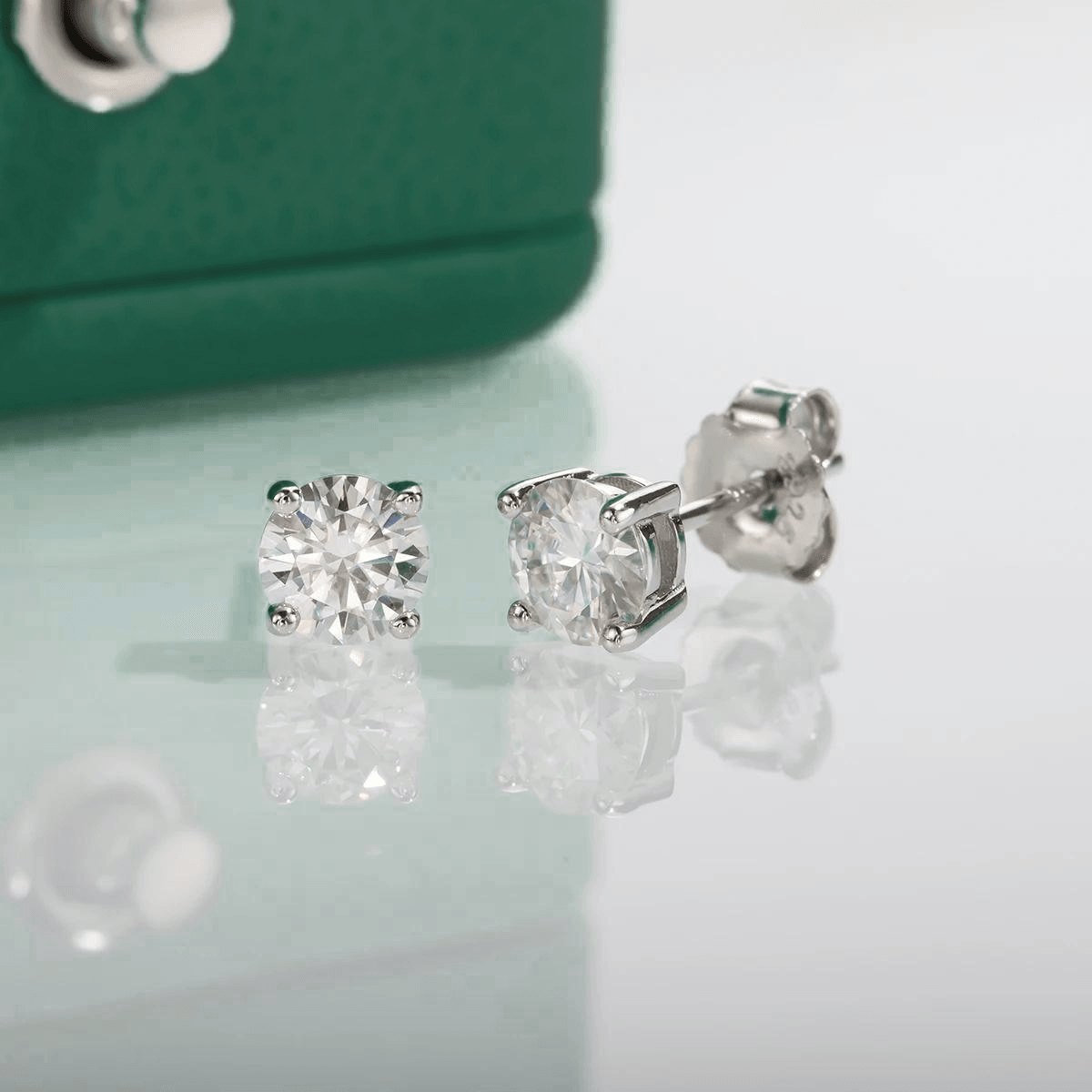 Brincos 4mm Moissanite - Yuna Joias