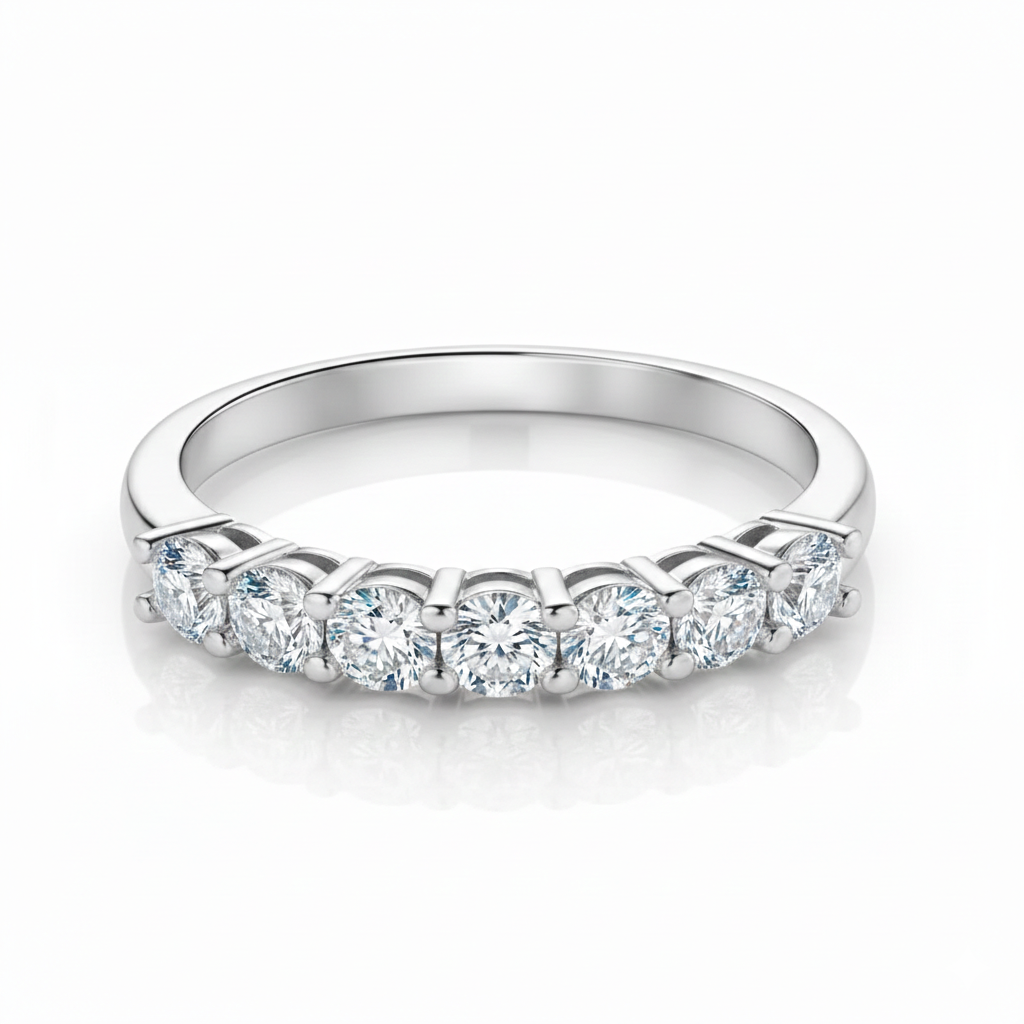 Anel em prata .925 e 0,7CT moissanite