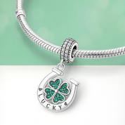 Pulseira de Berloque em Prata 925 com Trava de Segurança + Ganhe 3 Berloques Exclusivos e Brinde Surpresa