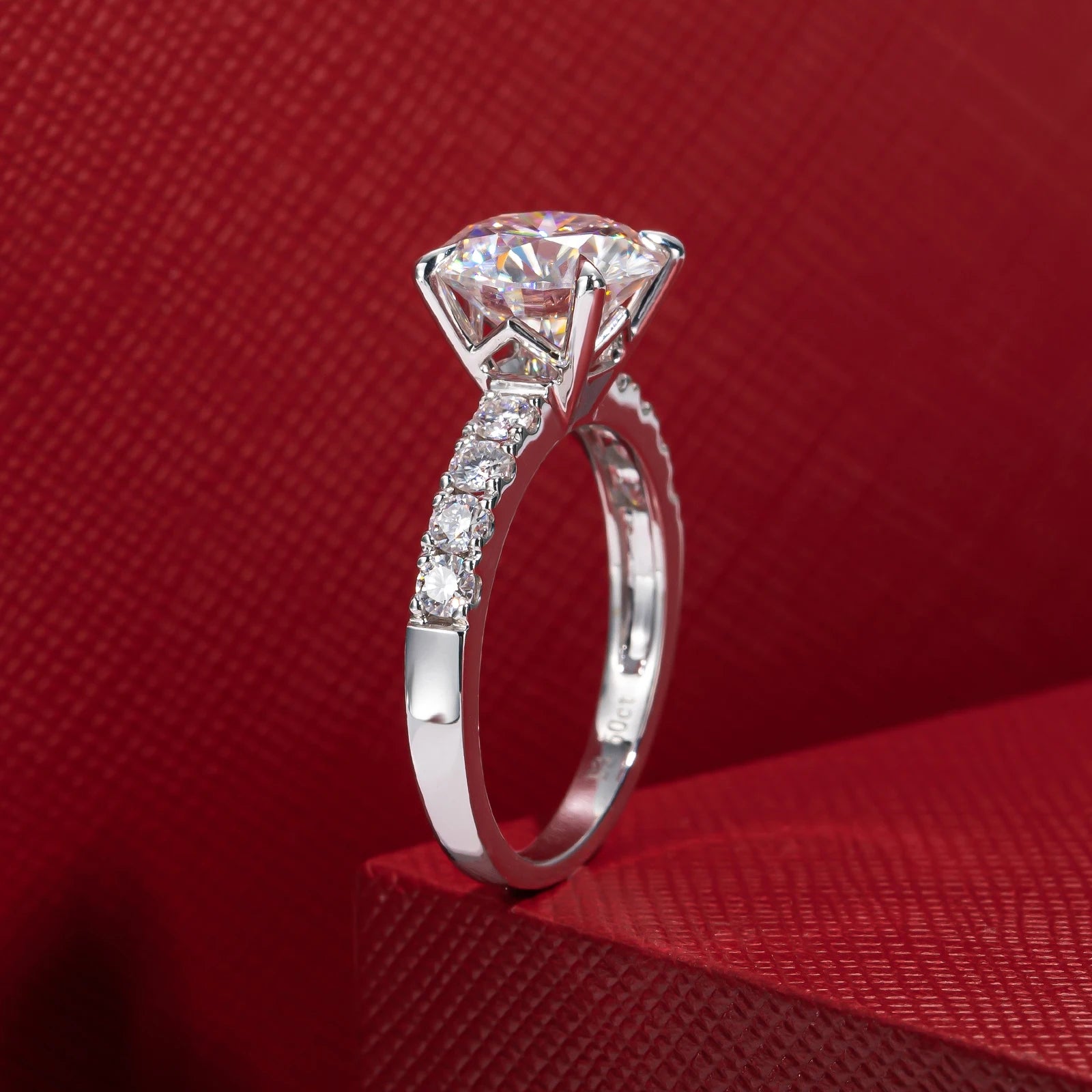 Anel de Noivado em Ouro Branco 14K com Moissanite de 3.5 Quilates – Yuna Joias