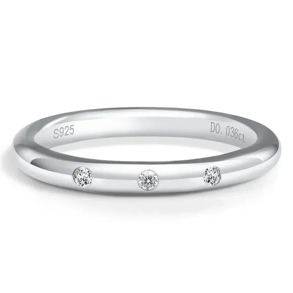 Anel em prata .925 e moissanite