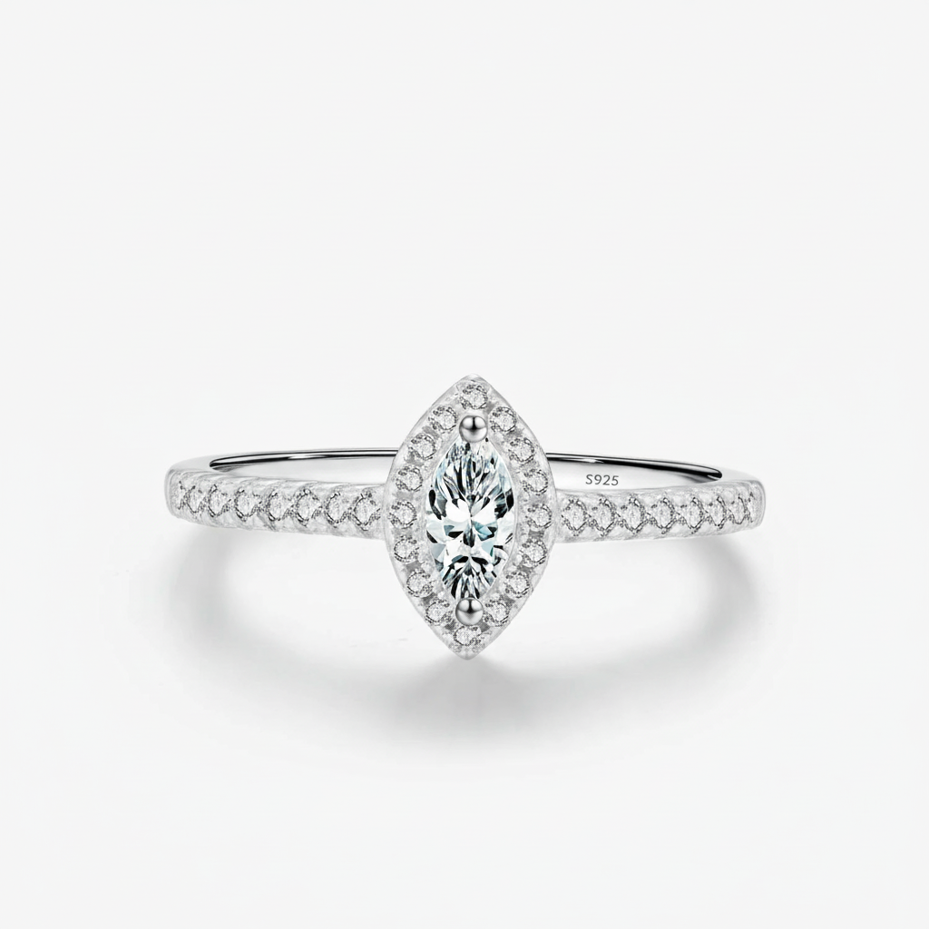 Anel Solitário Feminino Marquise com Zircônias - Joia Clássica em Prata 925 para Noivado e Casamento - Yuna Joias