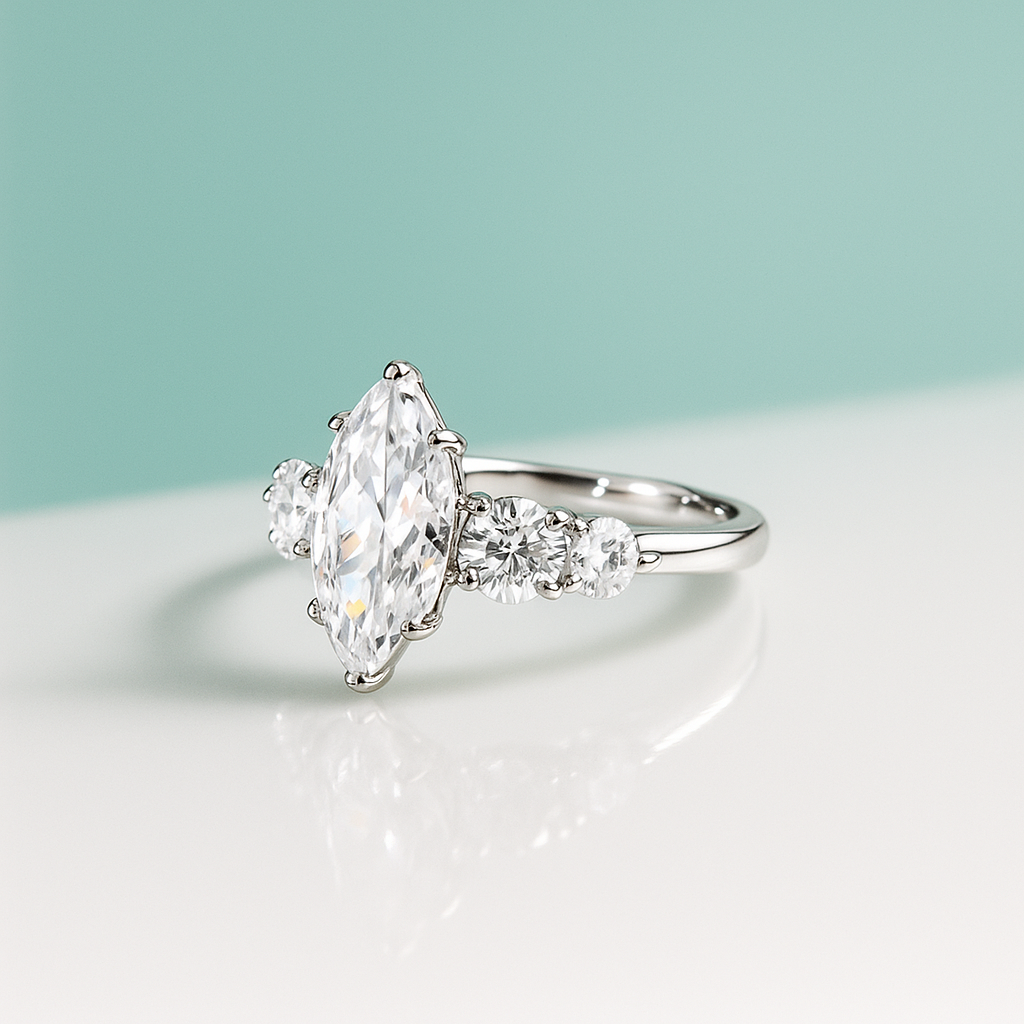 Anel com Moissanite Marquesa de 3,0 Quilates – Brilho Incomparável e Design Atemporal - Yuna Joias - Yuna Joias