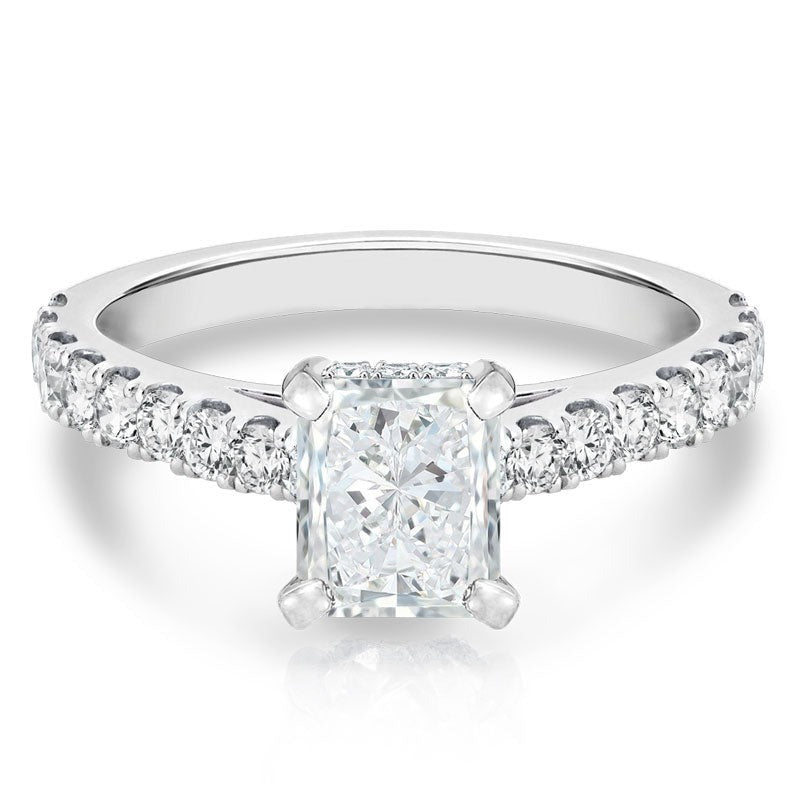Anel Solitário com Moissanite Radiante em Prata 925 Banhada a Ouro 18k – Yuna Joias - Yuna Joias