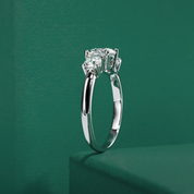 Anel Solitário de Moissanite 1,6 Quilates em Prata 925 com Ouro Branco 18k – Yuna Joias - Yuna Joias