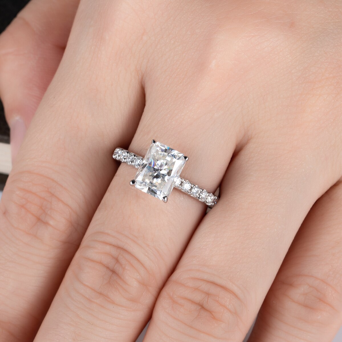 Anel Solitário de Moissanite 3 Quilates em Prata 925 com Ouro Branco 18k – Yuna Joias - Yuna Joias