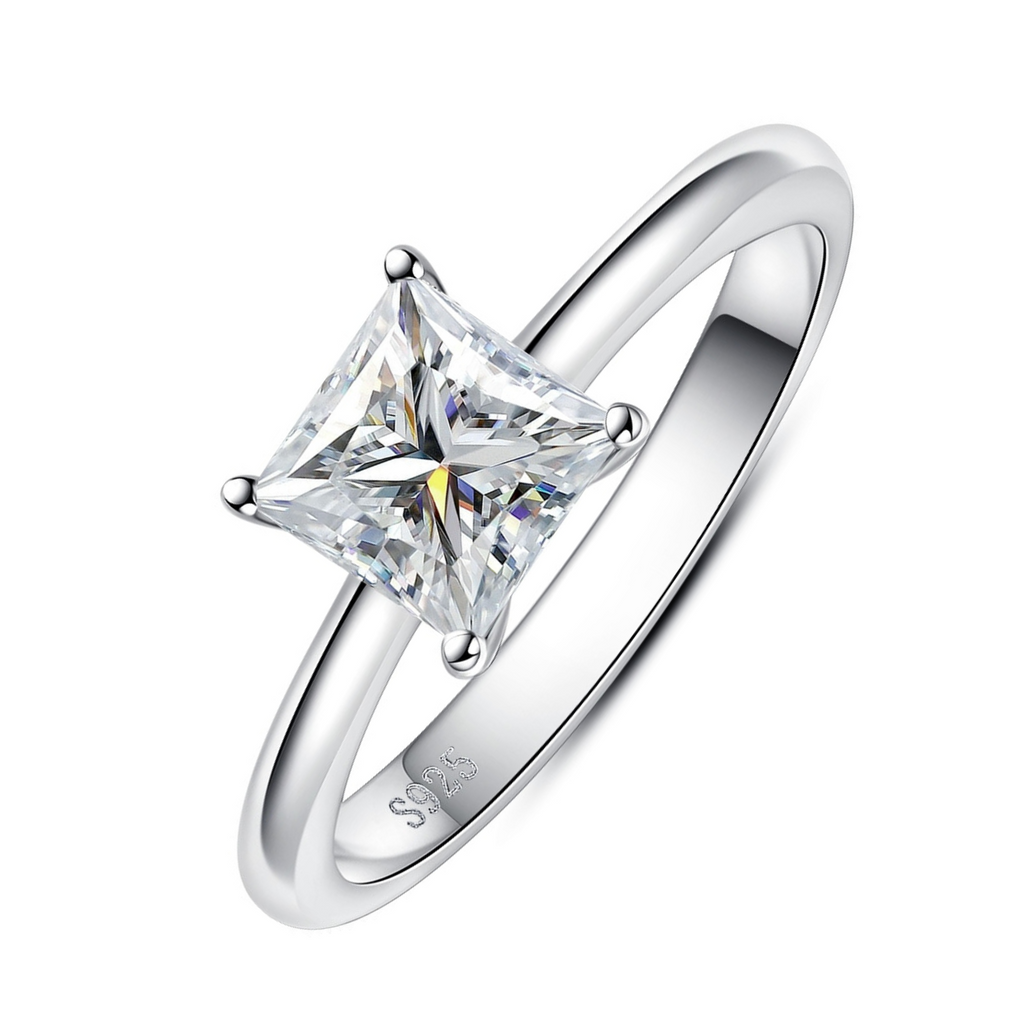 Anel Solitário com Moissanite 1.2ct Princesa em Prata 925 e Ouro Branco 18k - Yuna Joias - Yuna Joias