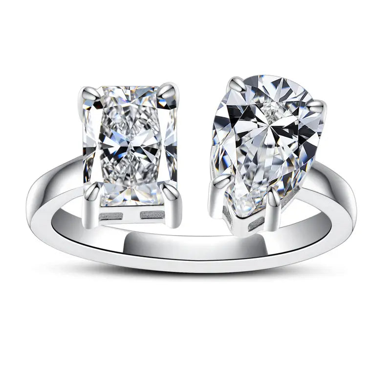 Anel Solitário em Ouro Branco 18k com Moissanites Lapidação Pera 7x10mm - Anel Solitário