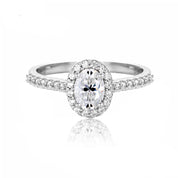 Anel Solitário Halo com Moissanite Oval 1ct em Prata 925 com Detalhes em Ouro Branco 18k – Yuna Joias - Yuna Joias