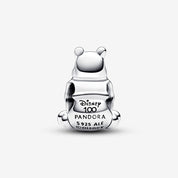 Berloque Comemorativo Disney 100 Anos – Ursinho Pooh com Diamante Cultivado e Detalhes em Ouro 14k - Yuna Joias - Yuna Joias