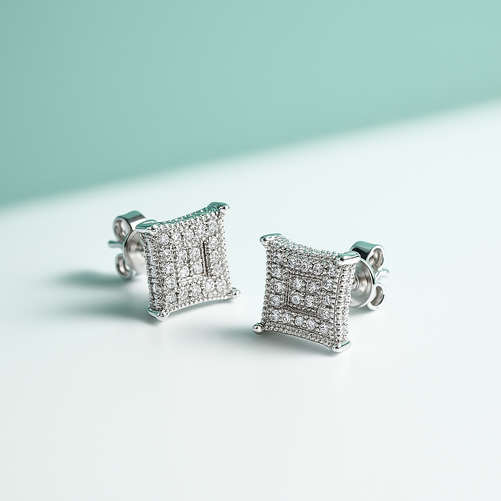 Brinco Quadrille Moissanite em Prata 925 com Banho de Ouro 18k - Yuna Joias - Yuna Joias