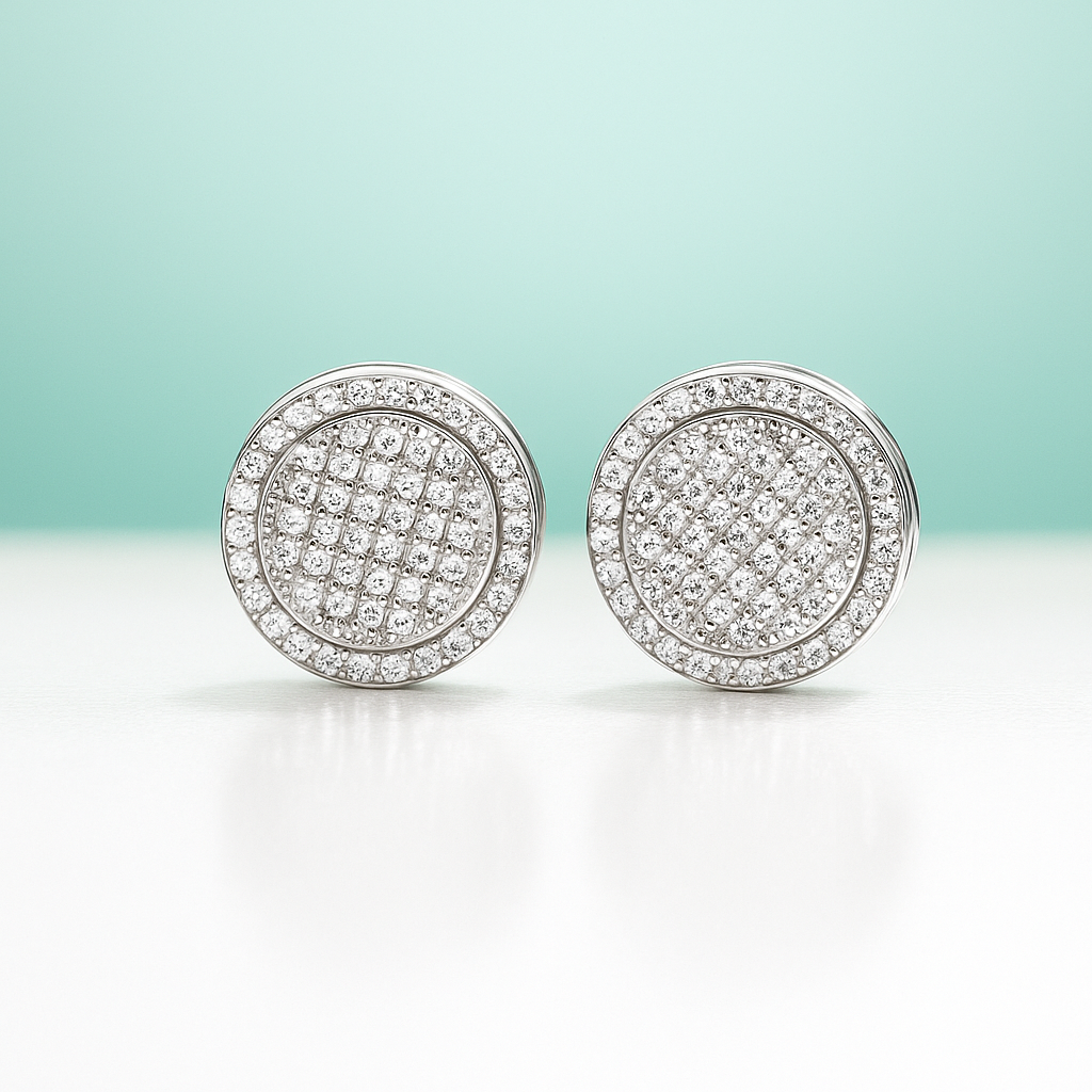 Brinco Solaris Moissanite de Design Sofisticado e Brilho Excepcional - Yuna Joias