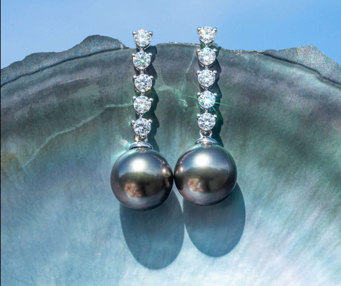 Brinco com Pérola Negra do Tahiti e Moissanites Ouro 10k - Yuna Joias - Yuna Joias