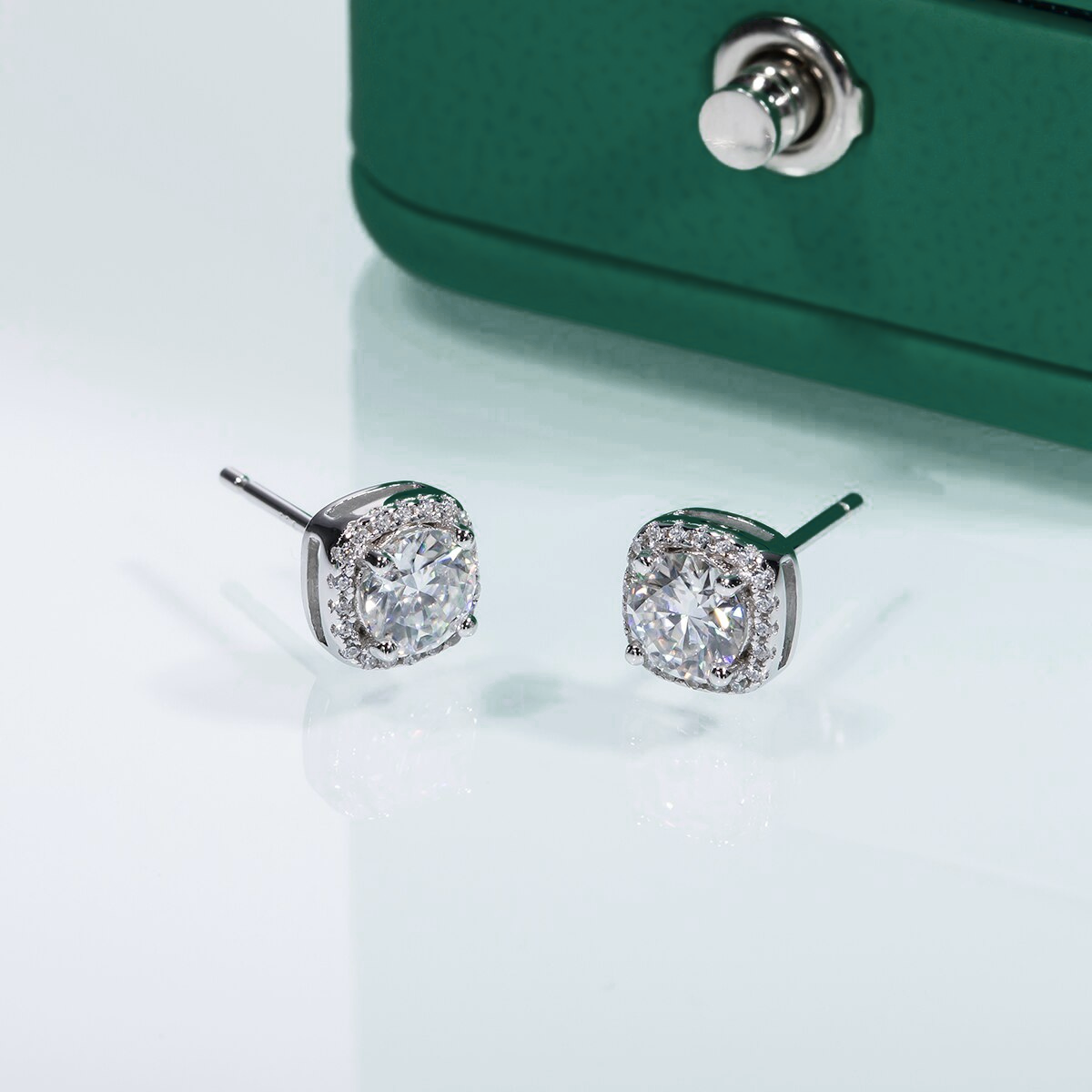 Brinco Moissanite 1ct em Prata 925 com Banho de Ouro 18K – Yuna Joias - Yuna Joias