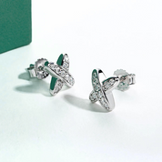 Brincos de Moissanite Formato X em Prata 925 com Ouro 18K – Yuna Joias - Yuna Joias