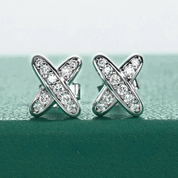 Brincos de Moissanite Formato X em Prata 925 com Ouro 18K – Yuna Joias - Yuna Joias