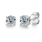 Brincos de Moissanite 0.3ct (4mm) em Prata 925 com Banho de Ródio e Ouro Branco – Yuna Joias - Yuna Joias