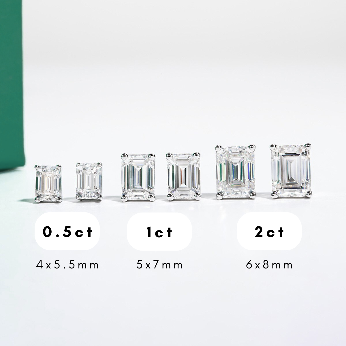 Brinco de Moissanite Lapidação Esmeralda em Prata S925 com Haste em Ouro 10k - Yuna Joias - Yuna Joias