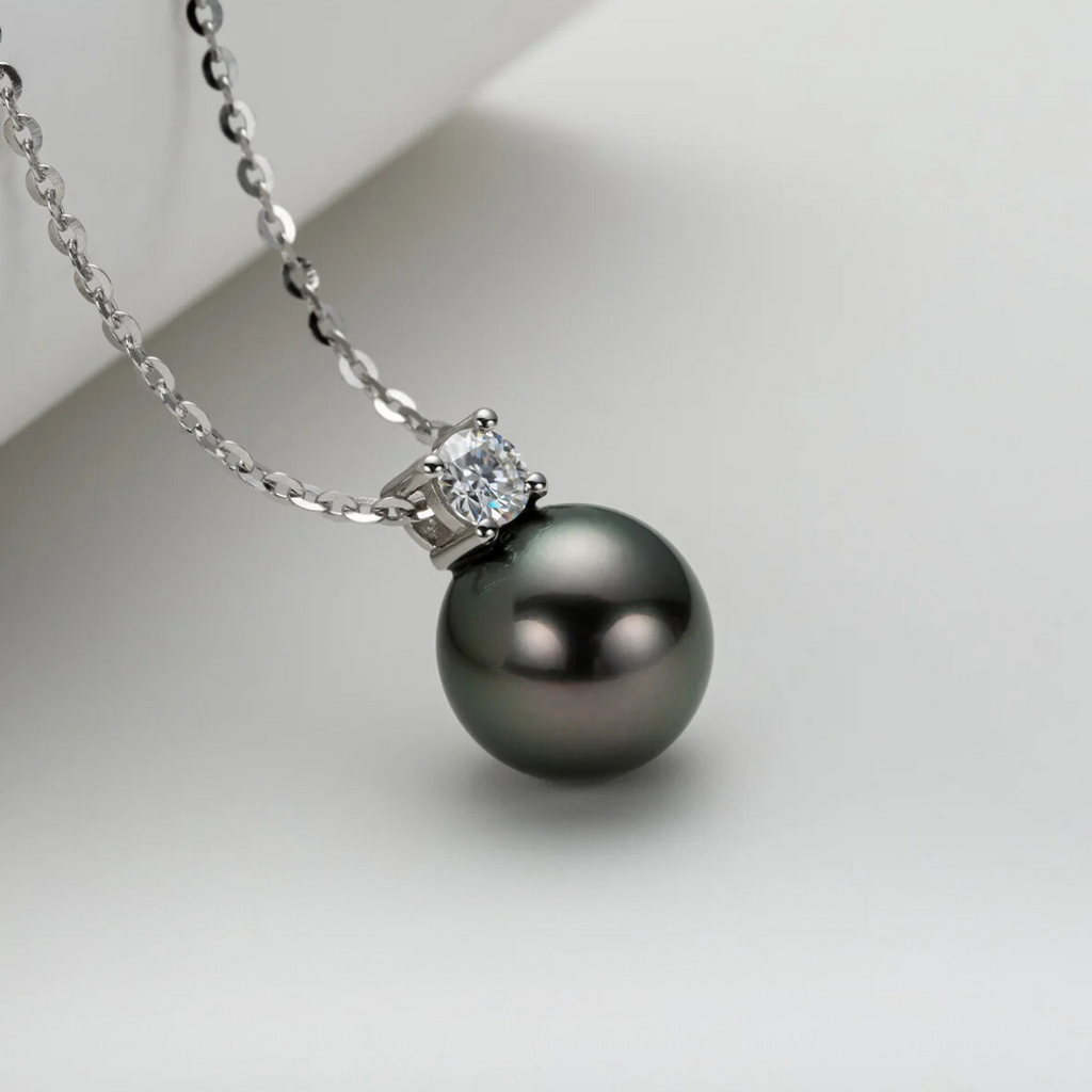 Colar com Pérola Negra do Tahiti e Moissanite em Prata 925 com Ouro Branco 18k – Yuna Joias - Yuna Joias