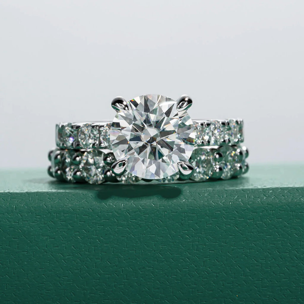 Anel Jasmin com Moissanite 4.3ct + Aliança Wedding – Prata 925 com Ouro Branco 18k - Yuna Joias