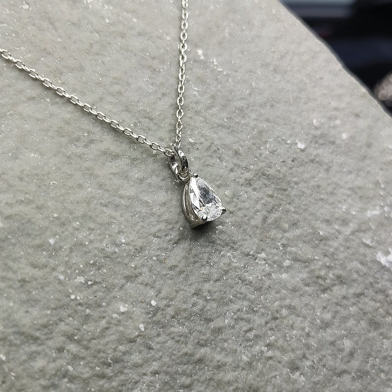 Colar de Moissanite 2.0ct em Prata 925 com Banho de Ouro 18k – Yuna Joias