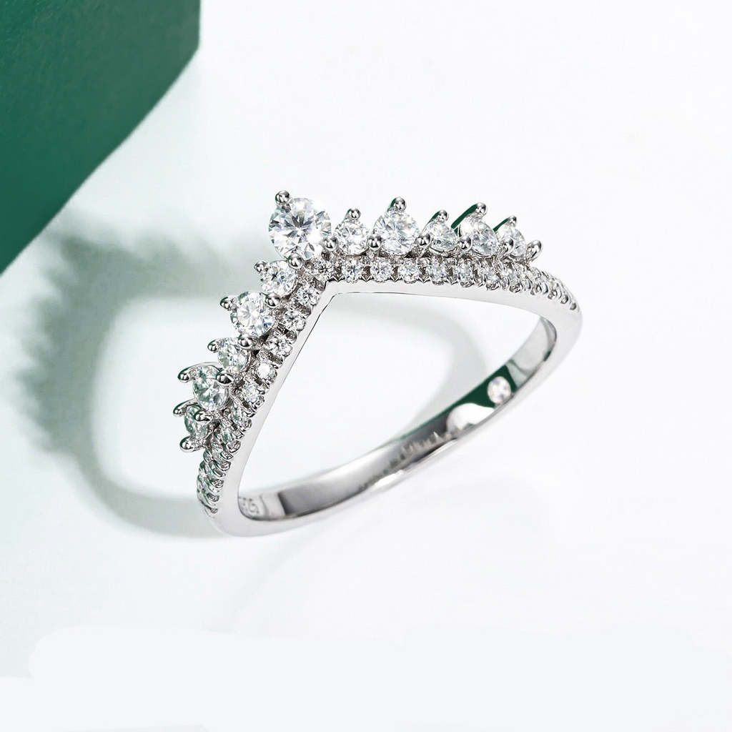 Meia Aliança Imperial em Prata 925 com Moissanites e Banho de Ouro 18K Certificação GRA - Yuna Joias - Yuna Joias