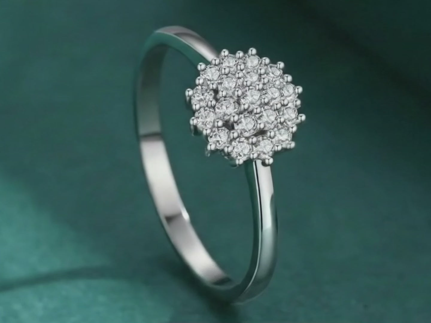 Anel Feminino Marquise com Zircônias Cravejadas - Joia Luxuosa em Prata 925 para Noivado - Yuna Joias