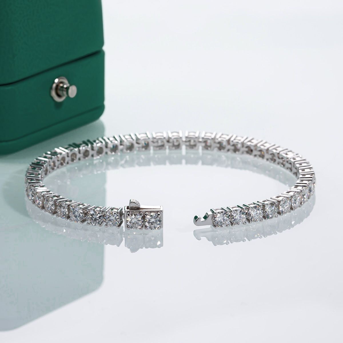 Pulseira Riviera com Moissanites D-VVS1 em Prata 925 com Banho de Ouro 18k - Yuna Joias - Yuna Joias